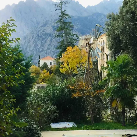 Avec Vue Et Piscine Privée Hébergement de vacances *