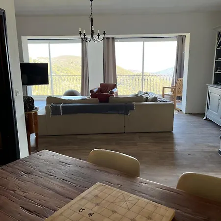 Avec Vue Et Piscine Privée *